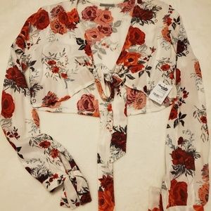 Charlotte Russe tie front crop top